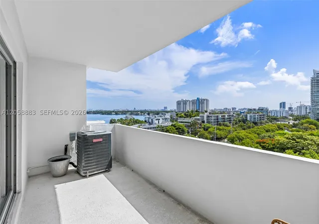 2nd image of 3 Island Ave, Miami Beach, FL 33139