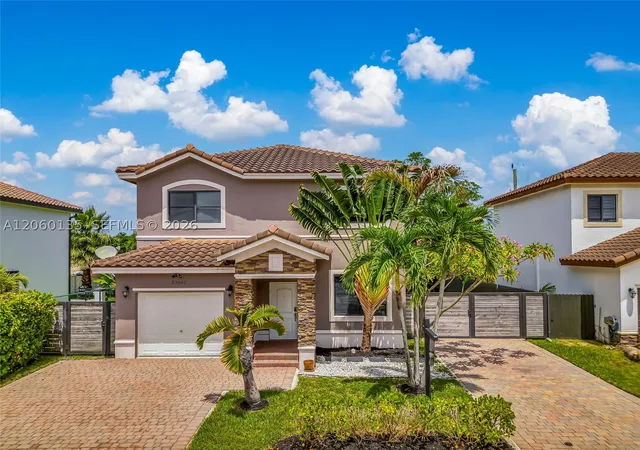 Photo 3 of Single family home for sale at 23061 Sw 114th Path, Miami, FL 33170 | MLS# A12060135 | Listing updated on 2026-09-27