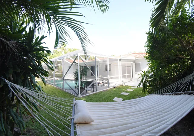 5th image of 701 Nw 6Th Dr, Boca Raton, FL 33486 | MLS# B26056892