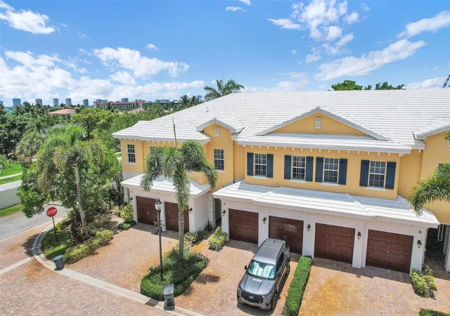 3rd image of 206 Mariner Ct, North Palm Beach, FL 33408 | MLS# B26056916