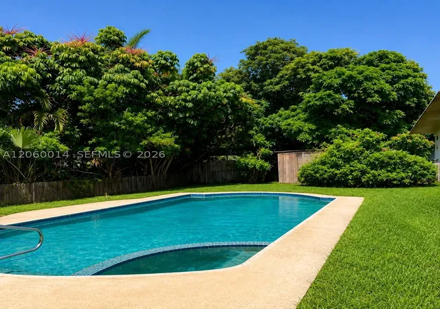 Photo 3 of Single family home for sale at 6221 Sw 4th St, Margate, FL 33068 | MLS# A12060014 | Listing updated on 2026-09-30