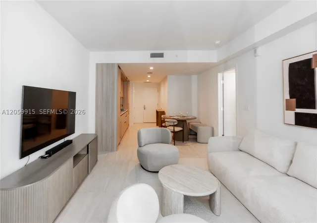 1st image of 77 Se 5th St #1910, Miami, FL 33131 | MLS# A12059915