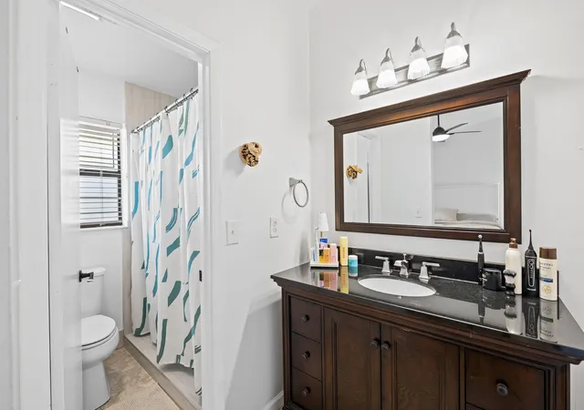 2nd image of 3952 Cocoplum Cir, Coconut Creek, FL 33063