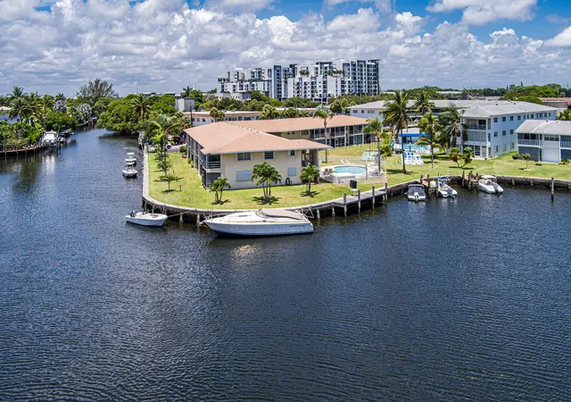 37th image of 298 Se 6th Ave #18, Pompano Beach, FL 33060 | MLS# B26056959
