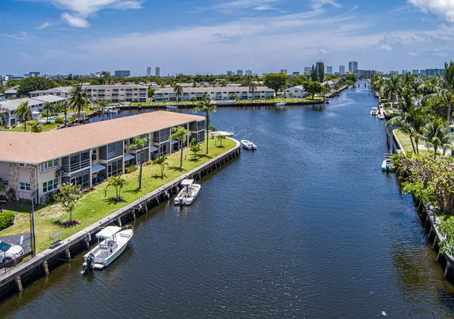 3rd image of 298 Se 6Th Ave #18, Pompano Beach, FL 33060 | MLS# B26056959