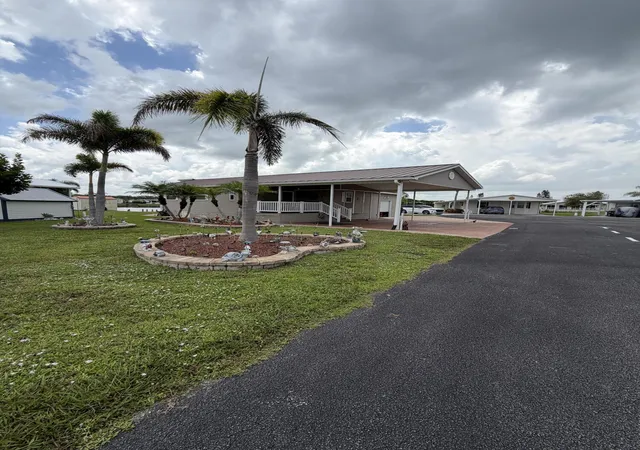 2nd image of 13811 Ne 124th Ave #146, Okeechobee, FL 34974 | MLS# B26056963
