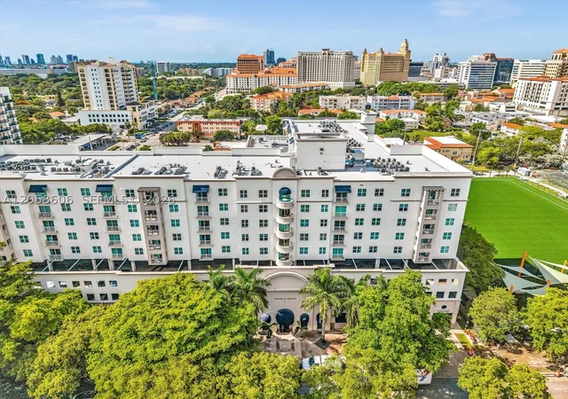 2nd image of 50 Menores Ave #518, Coral Gables, FL 33134 | MLS# A12058606