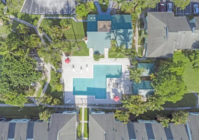 2nd image of 8771 Nw 39th St #8771, Sunrise, FL 33351 | MLS# B26057011