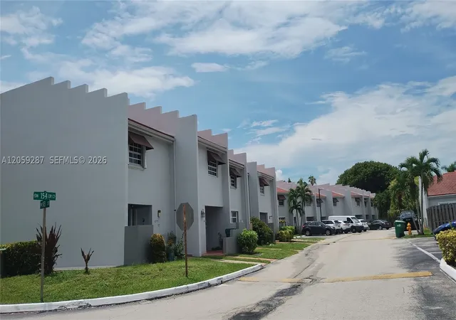 2nd image of 10395 Sw 154th Cir Ct #104, Miami, FL 33196 | MLS# A12059287