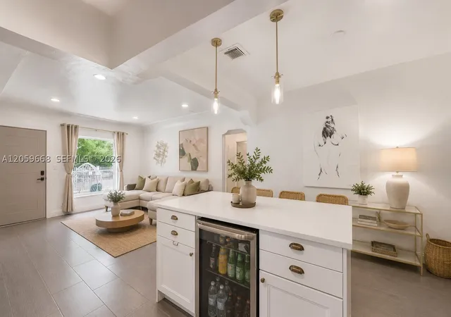 4th image of 2260 Sw 5Th St, Miami, FL 33135 | MLS# A12059668