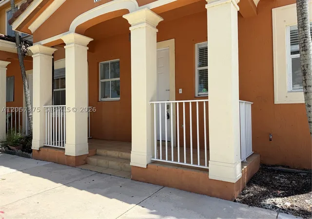 5th image of 10852 Sw 240Th St, Homestead, FL 33032 | MLS# A12057375