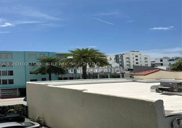 2nd image of 720 Collins Ave #309, Miami Beach, FL 33139 | MLS# A12060390
