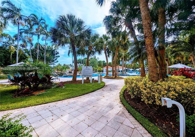 2nd image of 3300 Ne 191St St, Aventura, FL 33180