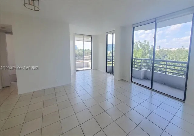 4th image of 3300 Ne 191St St #501, Aventura, FL 33180 | MLS# A12060562