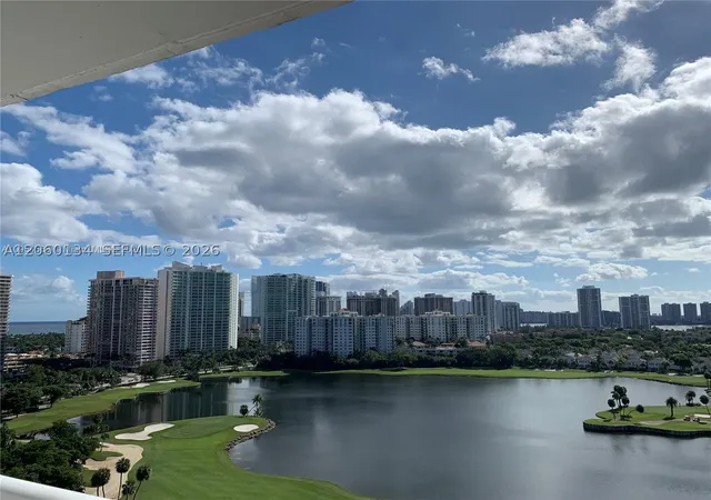 4th image of 3625 N Country Club Dr #1805, Aventura, FL 33180 | MLS# A12060134