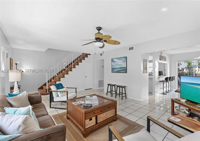 Photo 3 of Multi family home for sale at 220 Se 12th Ave, Deerfield Beach, FL 33441 | MLS# A12060298 | Listing updated on 2026-10-06