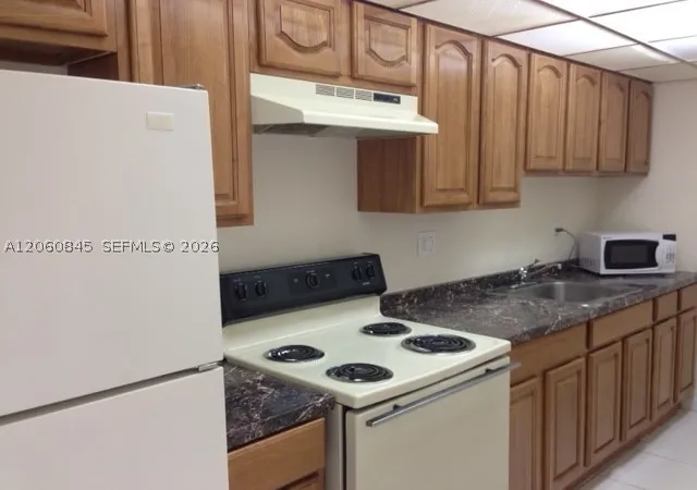 Photo 3 of Condo for sale at 4450 Nw 79th Ave #1C, Doral, FL 33166 | MLS# A12060845 | Listing updated on 2026-08-03