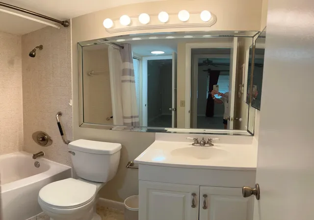 3rd image of 117 Lake Pine Cir #A-1, Greenacres, FL 33463 | MLS# B26057329