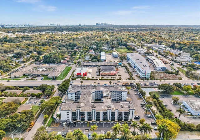 2nd image of 13500 Ne 3Rd Ct, North Miami, FL 33161