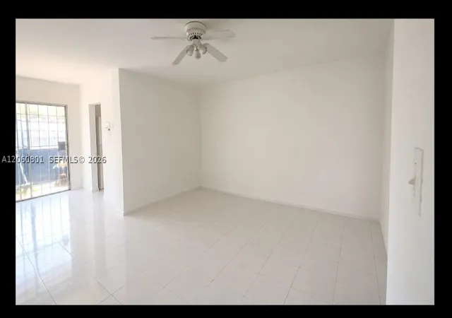 5th image of 13500 Ne 3Rd Ct #121, North Miami, FL 33161 | MLS# A12060801