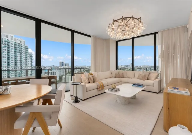 3rd image of 500 Alton Rd #2105, Miami Beach, FL 33139 | MLS# A12060972