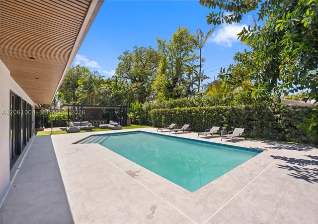 1st image of 20020 Ne 21st Ct, Miami, FL 33179 | MLS# A12061004