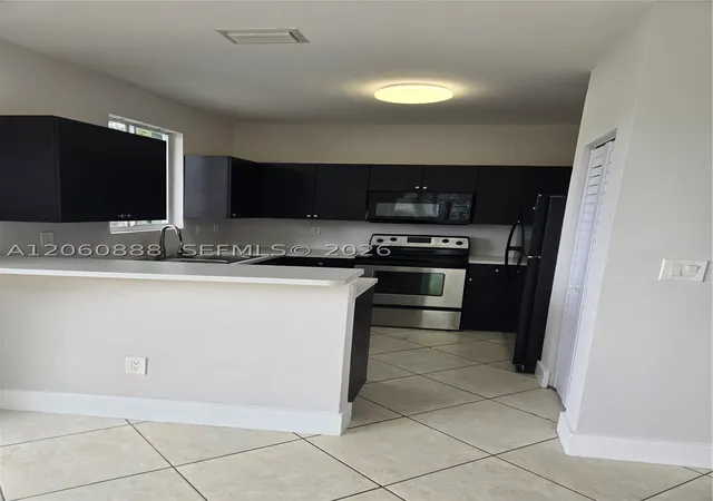 4th image of 2804 Se 16Th Ave #124, Homestead, FL 33035 | MLS# A12060888