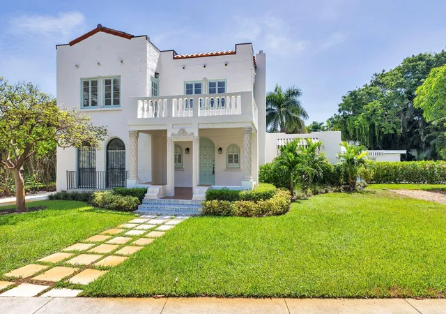 1st image of 3020 Vincent Rd, West Palm Beach, FL 33405 | MLS# B26057408
