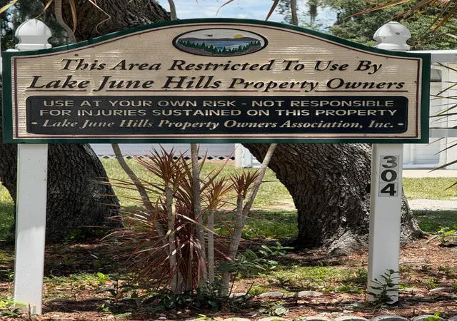 4th image of 429 Lake June Dr #1-2, Lake Placid, FL 33852 | MLS# B26057419