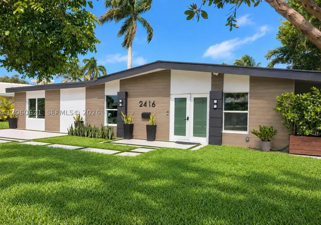 Photo 1 of Single family home for sale at 2416 Ne 19th Ter, Wilton Manors, FL 33305 | MLS# A12060621 | Listing updated on 2026-09-15