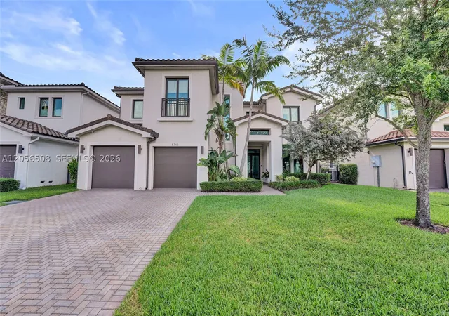 1st image of 5742 E Brookfield Cir E, Hollywood, FL 33312 | MLS# A12056508