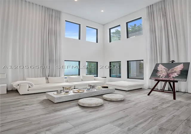 Photo 3 of Single family home for sale at 5742 E Brookfield Cir E, Hollywood, FL 33312 | MLS# A12056508 | Listing updated on 2026-08-24