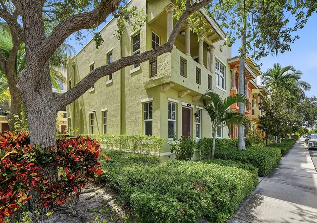 3rd image of 219 N L St #100, ,, FL 33460 | MLS# B26057524