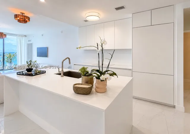 4th image of 711 Ne 23Rd Ter #3004, Miami, FL 33137 | MLS# A12061303