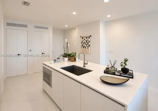 5th image of 711 Ne 23Rd Ter #3004, Miami, FL 33137 | MLS# A12061303