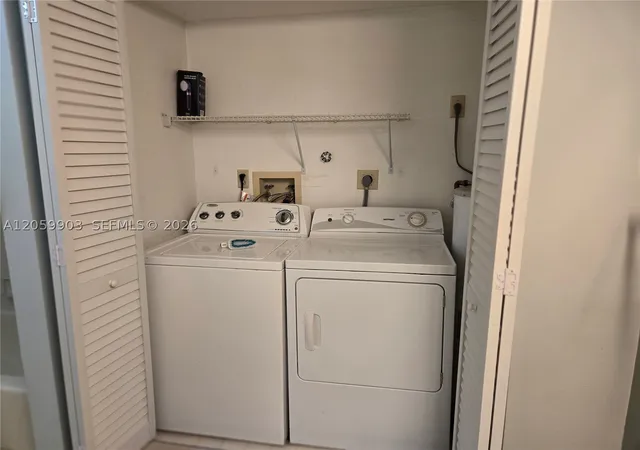 10th image of 3020 Florida Blvd #203-C, Delray Beach, FL 33483 | MLS# A12059903