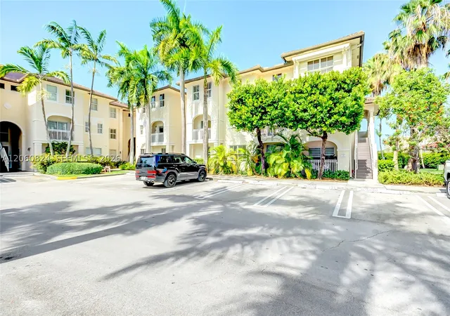 3rd image of 11403 Nw 89Th St #217, Doral, FL 33178 | MLS# A12060824