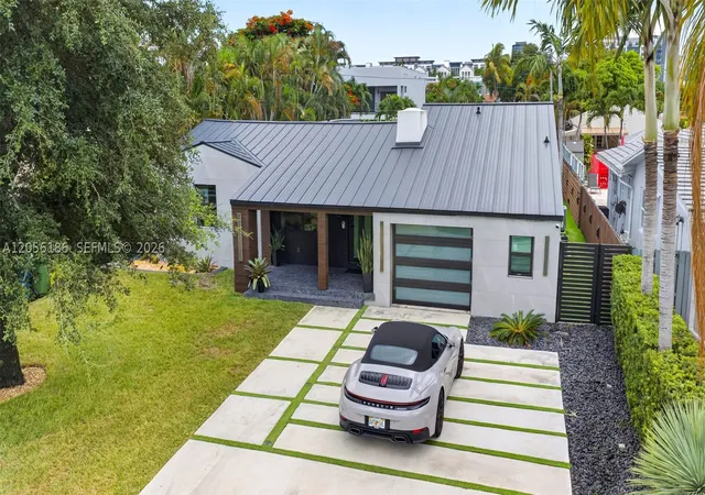 Photo 1 of Single family home for sale at 545 Ne 9th Ave, Fort Lauderdale, FL 33301 | MLS# A12056186 | Listing updated on 2026-08-26