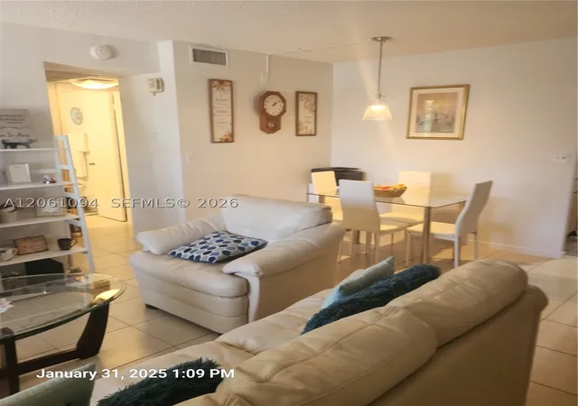 2nd image of 10004 Twin Lakes Dr #36-F, Coral Springs, FL 33071 | MLS# A12061094