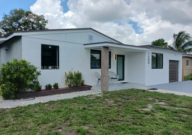 Photo 3 of Single family home for sale at 1480 Ne 157th St, North Miami Beach, FL 33162 | MLS# A12060725 | Listing updated on 2026-08-17