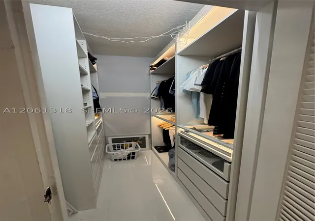 3rd image of 5401 Collins Ave #334, Miami Beach, FL 33140 | MLS# A12061318