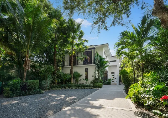 Photo 2 of Single family home for sale at 3630 Avocado Ave, Miami, FL 33133 | MLS# A12058303 | Listing updated on 2026-07-30