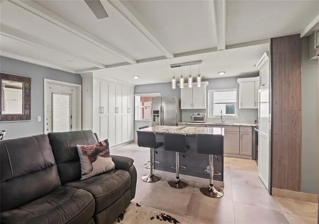 4th image of 352 Saxony Trl #352, Delray Beach, FL 33446 | MLS# B26057695