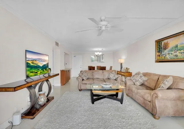 4th image of 1200 Hibiscus Ave #1406, Pompano Beach, FL 33062 | MLS# B26057757