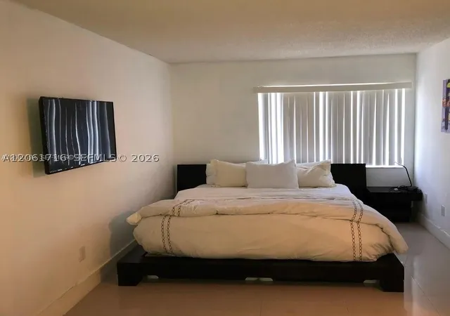 5th image of 7705 Sw 86Th St #B-211, Miami, FL 33143 | MLS# A12061716