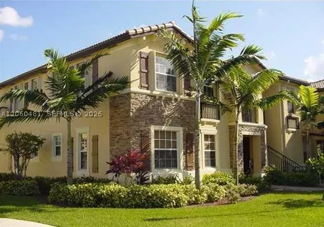 3rd image of 3360 Ne 14Th Dr, Miami, FL 33033