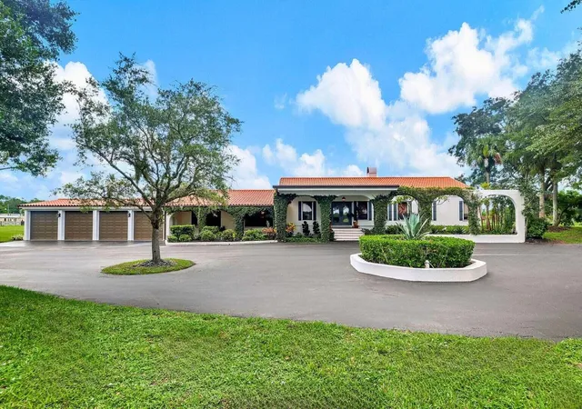 1st image of 9999 Ne 120th St, Okeechobee, FL 34972 | MLS# B26057881