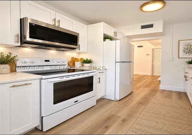 Photo 3 of Single family home for sale at 2381 Nw 153rd St, Miami Gardens, FL 33054 | MLS# A12060594 | Listing updated on 2026-10-01