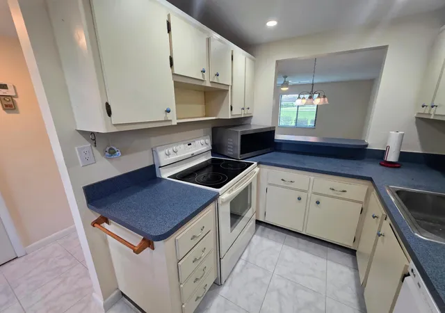 5th image of 5403 Se Miles Grant Rd, Stuart, FL 34997