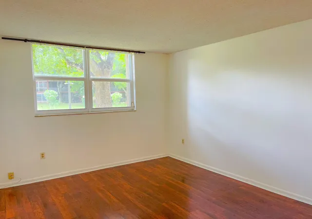 2nd image of 9101 Lime Bay Blvd, Tamarac, FL 33321